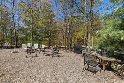 43 Manchester Court Kinnelon NJ 07405