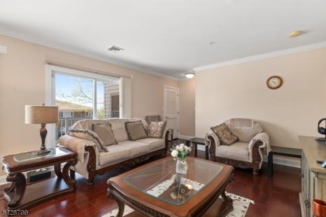 43 Manchester Court Kinnelon NJ 07405