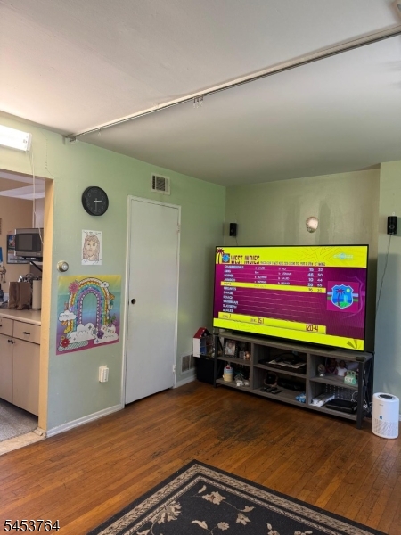 192 Evergreen Edison NJ 08837