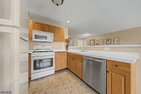 2107 Middlefield Court Denville NJ 07834