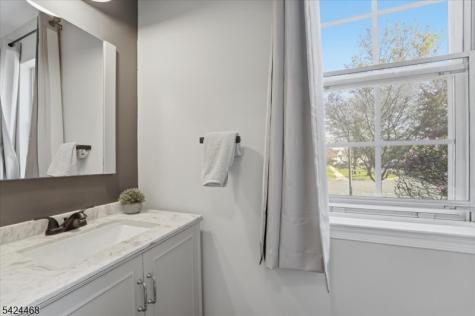 63 Amberly Court Franklin NJ 08823