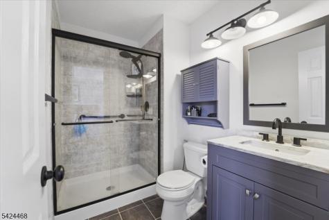 63 Amberly Court Franklin NJ 08823