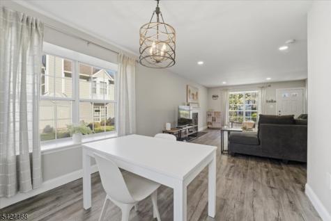 63 Amberly Court Franklin NJ 08823