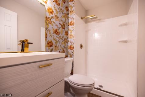 25 Bloomingdale Drive Hillsborough NJ 08844