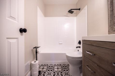 25 Bloomingdale Drive Hillsborough NJ 08844