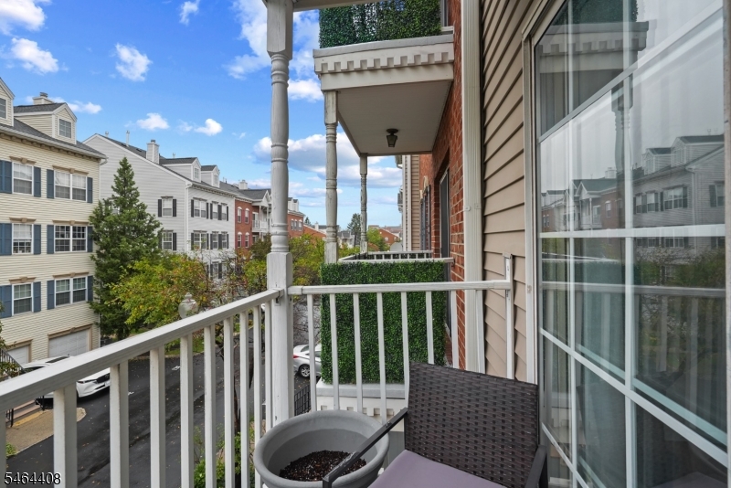 31 Krueger Court Newark NJ 07103
