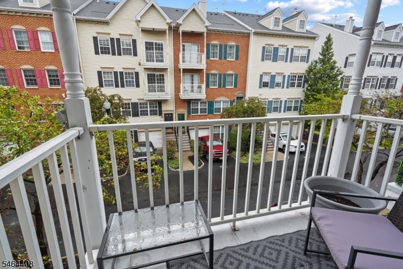 31 Krueger Court Newark NJ 07103