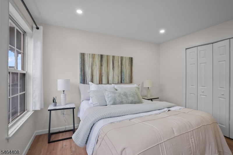 31 Krueger Court Newark NJ 07103