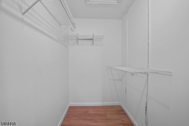 31 Krueger Court Newark NJ 07103