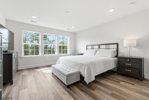 44 Dahlia Drive Warren NJ 07059