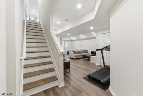 44 Dahlia Drive Warren NJ 07059