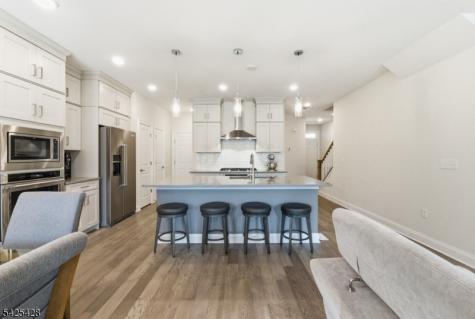 44 Dahlia Drive Warren NJ 07059