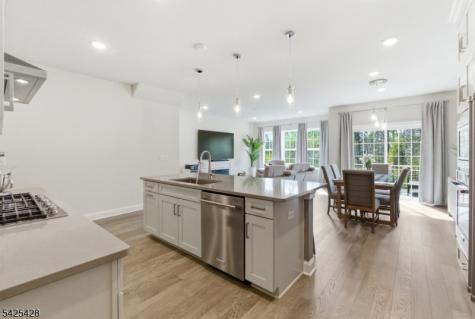 44 Dahlia Drive Warren NJ 07059