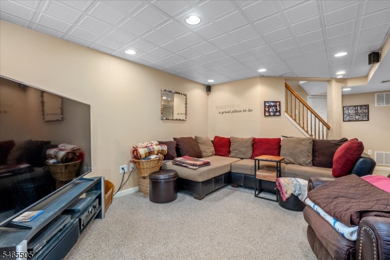 37 Flemming Drive Hillsborough NJ 08844
