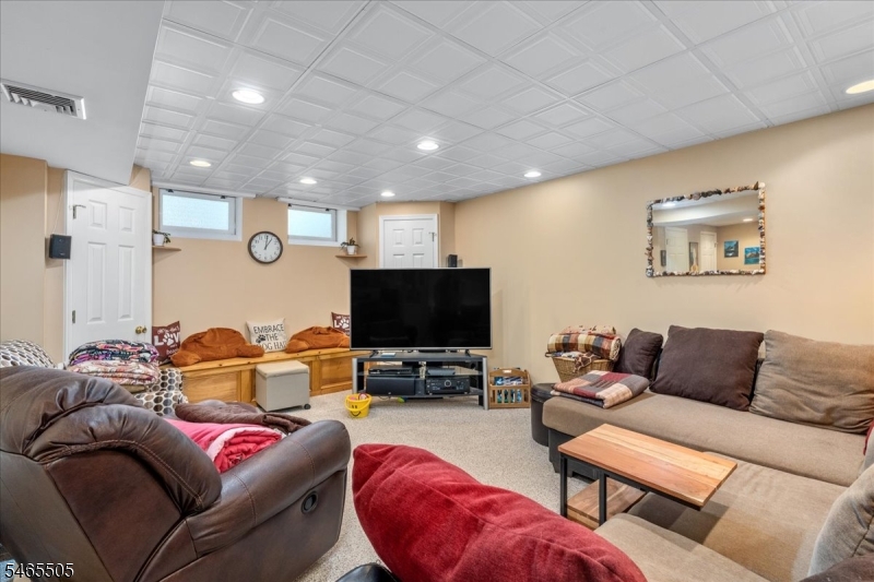 37 Flemming Drive Hillsborough NJ 08844