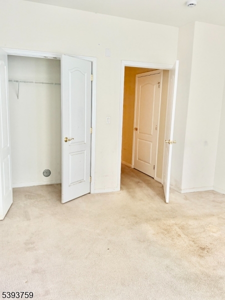 2102 Ambassador Court Franklin NJ 08873