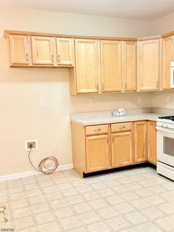 2102 Ambassador Court Franklin NJ 08873