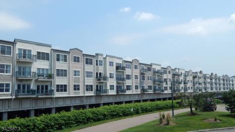 129 The Promenade Edgewater NJ 07020