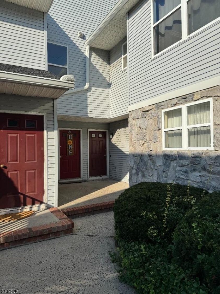 222 Bexley Lane Piscataway NJ 08854
