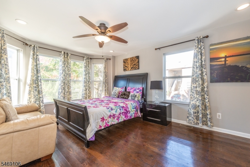 7 Sharon Drive East Hanover NJ 07936