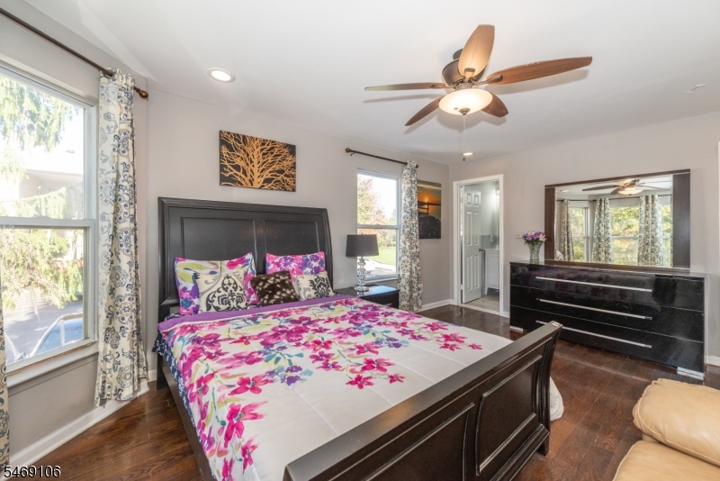 7 Sharon Drive East Hanover NJ 07936
