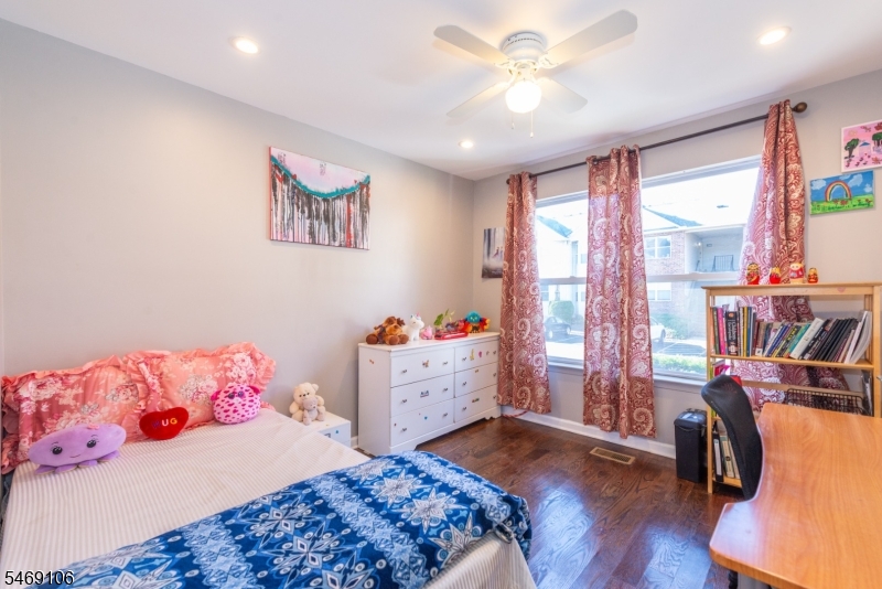 7 Sharon Drive East Hanover NJ 07936