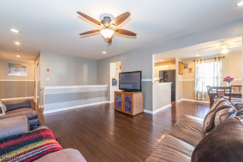 7 Sharon Drive East Hanover NJ 07936