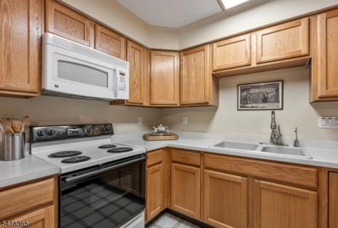 112 Cannella Way Riverdale NJ 07457