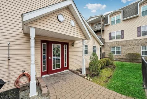 112 Cannella Way Riverdale NJ 07457