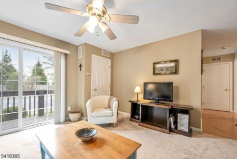 112 Cannella Way Riverdale NJ 07457
