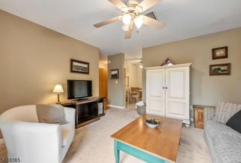 112 Cannella Way Riverdale NJ 07457