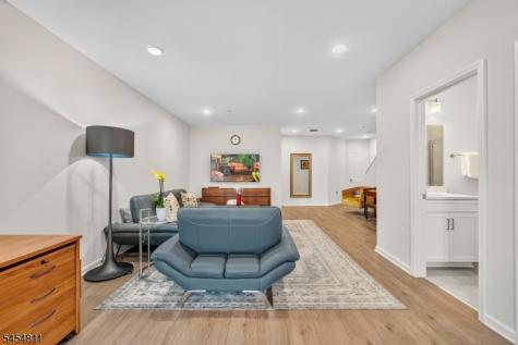 40 General Winds Way Denville NJ 07834