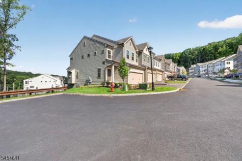 40 General Winds Way Denville NJ 07834