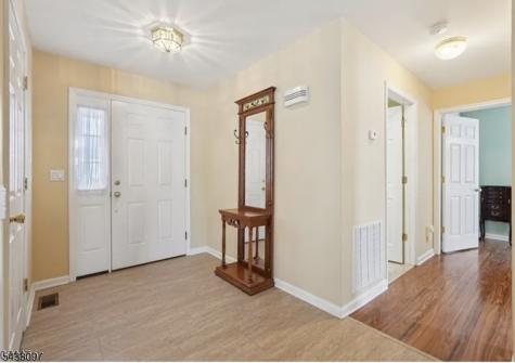 2 Caleb Court Hardyston NJ 07419