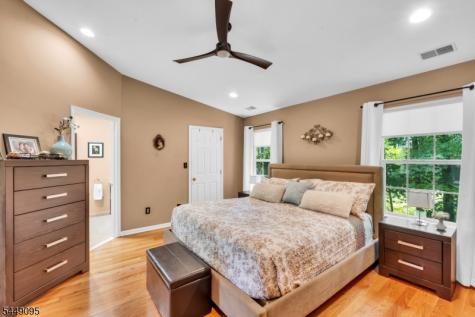 15 Spruce Terrace Mount Arlington NJ 07856