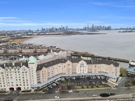 101 Shearwater Court Jersey City NJ 07305