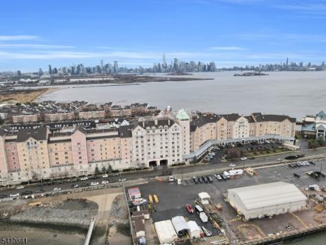 101 Shearwater Court Jersey City NJ 07305