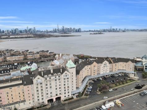 101 Shearwater Court Jersey City NJ 07305