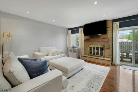 132 Chelsea Way Bridgewater NJ 08807
