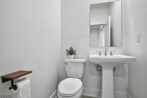 36 Ventura Drive East Hanover NJ 07936