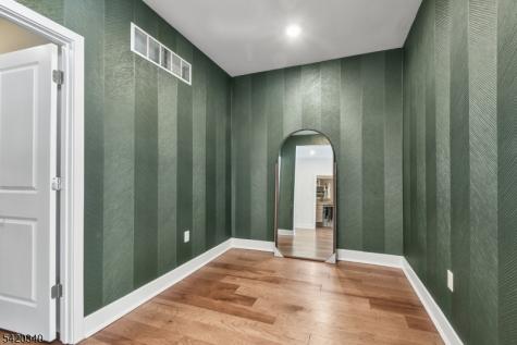 36 Ventura Drive East Hanover NJ 07936
