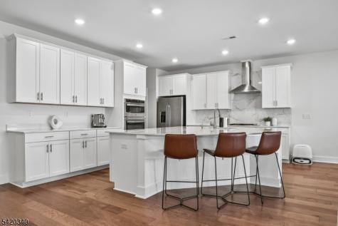 36 Ventura Drive East Hanover NJ 07936