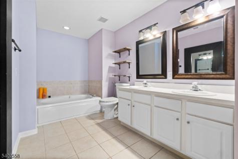 111 Riverwalk Way Clifton NJ 07014