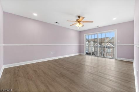 111 Riverwalk Way Clifton NJ 07014