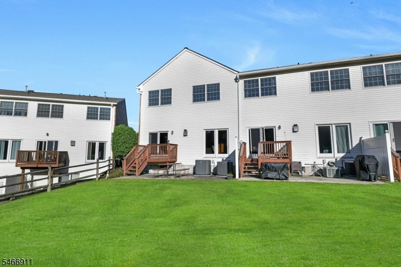 25 Hidden Pond Court Raritan NJ 08869