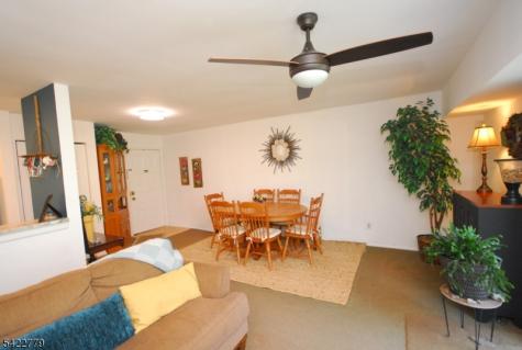 8 Henley Drive Franklin NJ 08873