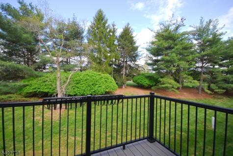 8 Henley Drive Franklin NJ 08873