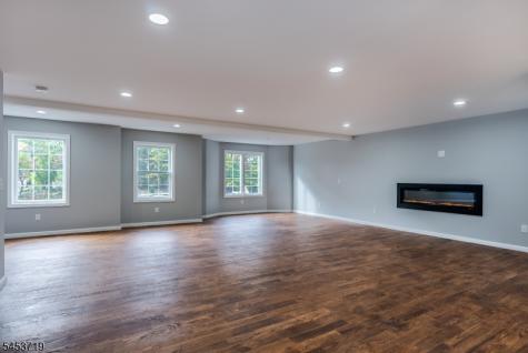 5 Stanley Way Wanaque NJ 07465