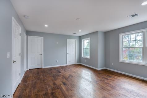 5 Stanley Way Wanaque NJ 07465