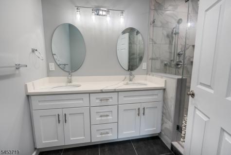 5 Stanley Way Wanaque NJ 07465